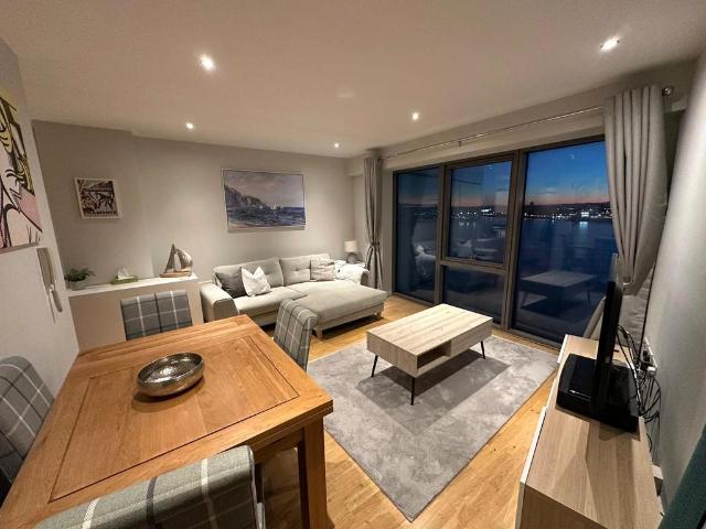 Flat for sale in Pride Quarter, Liverpool