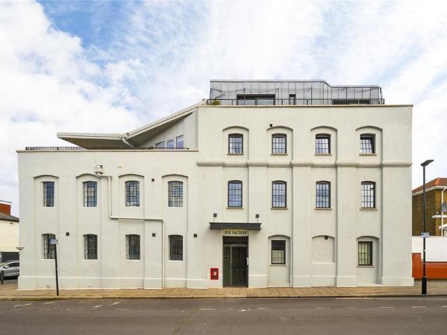 Flat for sale in Plaistow, Isle Of Man