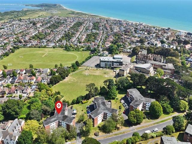 Flat for sale in Wick, Bournemouth