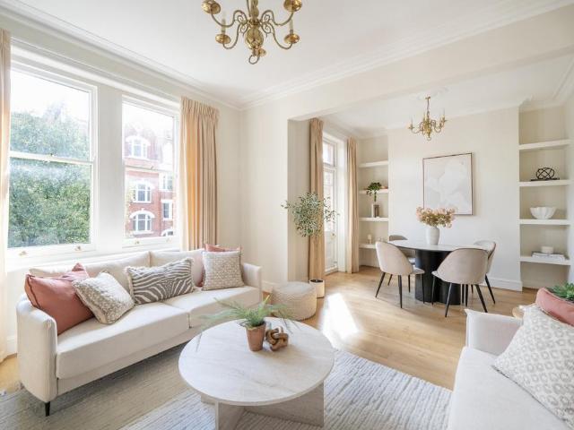 Flat for sale in London Borough of Camden, Greater London