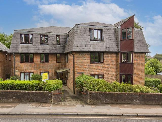 Flat for sale in Cross In Hand, East Sussex