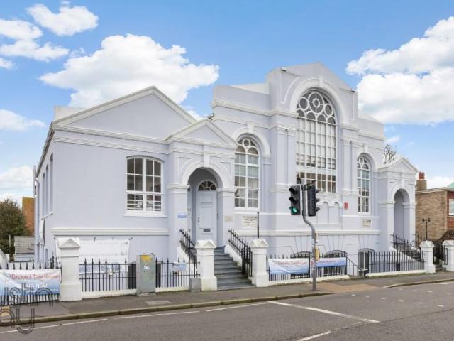 Flat for sale in Queen's Park, Brighton & Hove