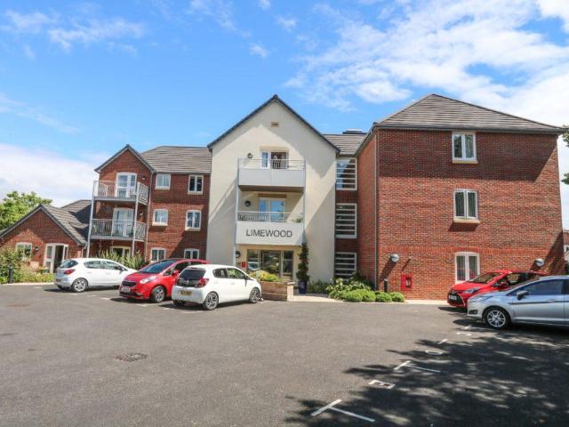 Flat for sale in Spring Vale, Hampshire