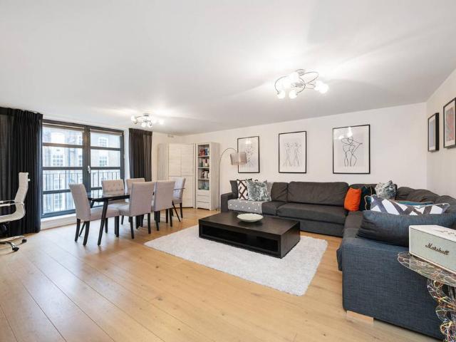 Flat for sale in Shoreditch, Greater London