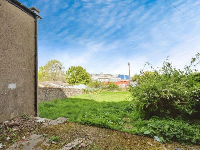 Flat for sale in Ballindoch, Scotland