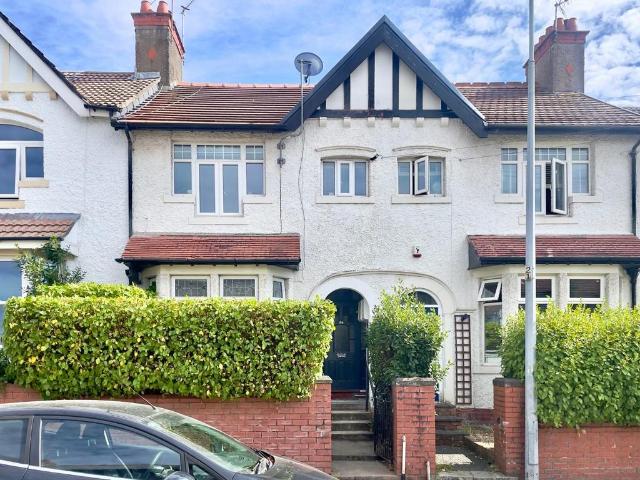 Flat for sale in Morristown, Penarth