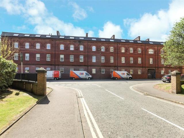 Flat for sale in Merchant City, Scotland