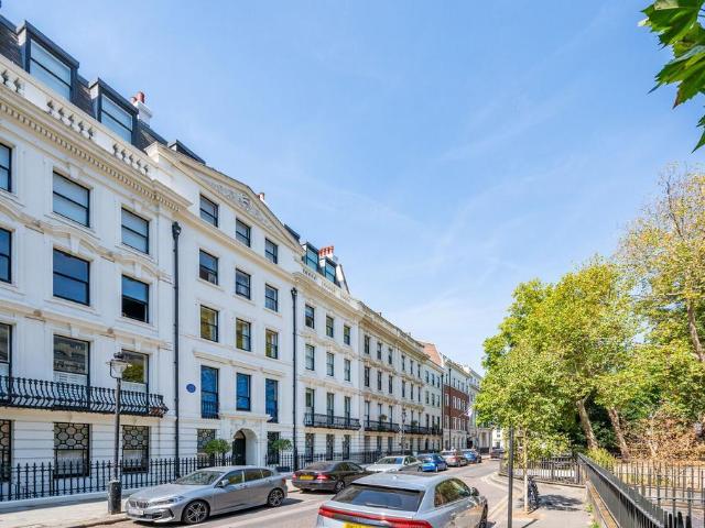 Flat for sale in Bloomsbury, Greater London