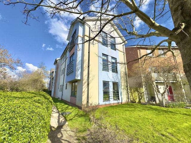 Flat for sale in Port Marine, Portishead