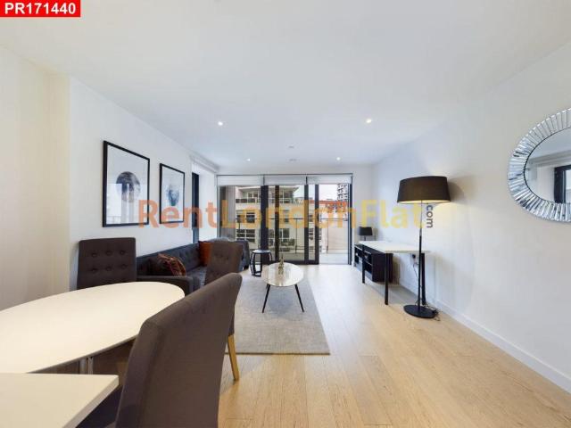 Flat for sale in Blackwall, Greater London