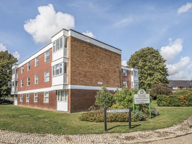 Flat for sale in Chichester, Littlecote