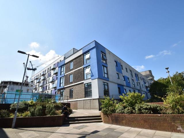 Flat for sale in Old Town, Stevenage