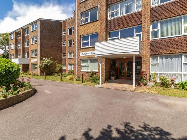 Flat for sale in West Worthing, Worthing