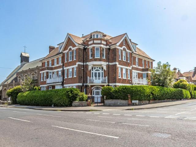 Flat for sale in East Cliftonville, Acol