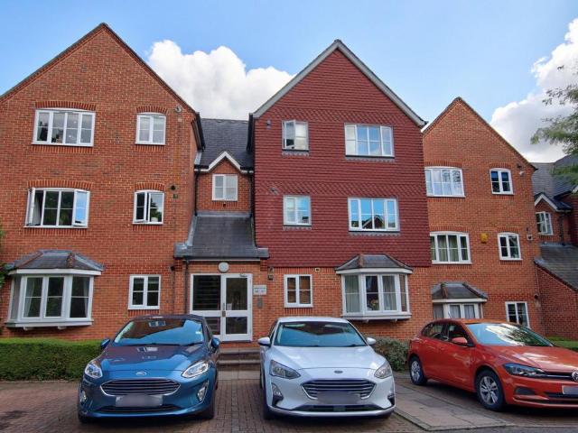 Flat for sale in The Cedars Estate, Three Rivers