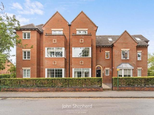 Flat for sale in Blossomfield, West Midlands