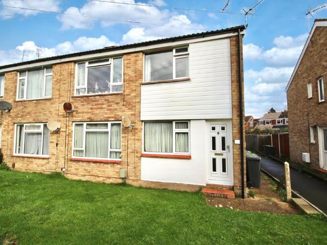 Flat for sale in Hedge End, Helford