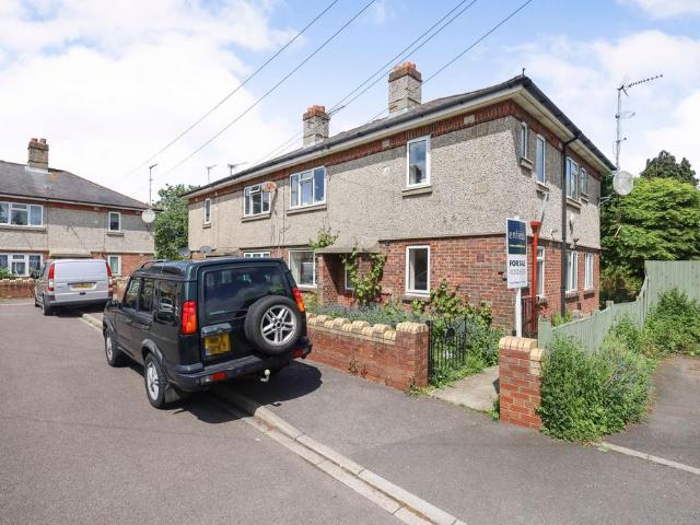 Flat for sale in Muscliff, Bournemouth