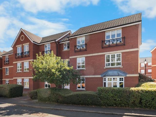 Flat for sale in Bromsgrove