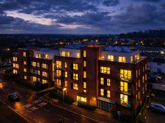 Flat for sale in Perryfields, West Sussex