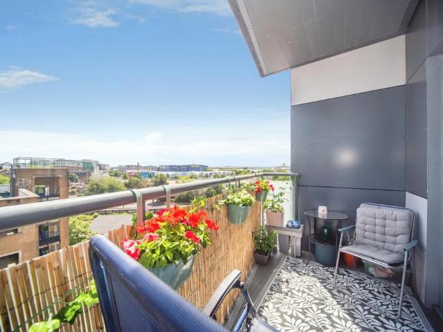 Flat for sale in The Polygon, Isle Of Man