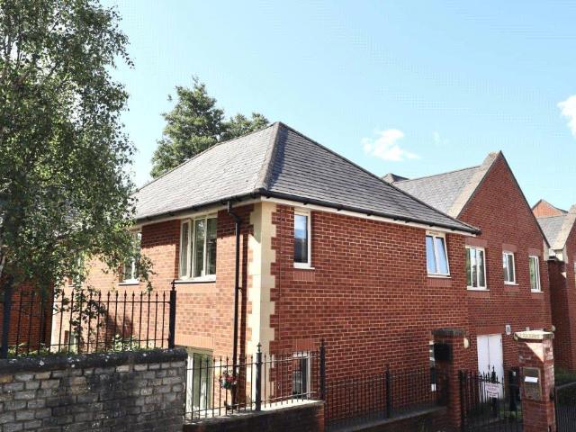 Flat for sale in Wells, Somerset