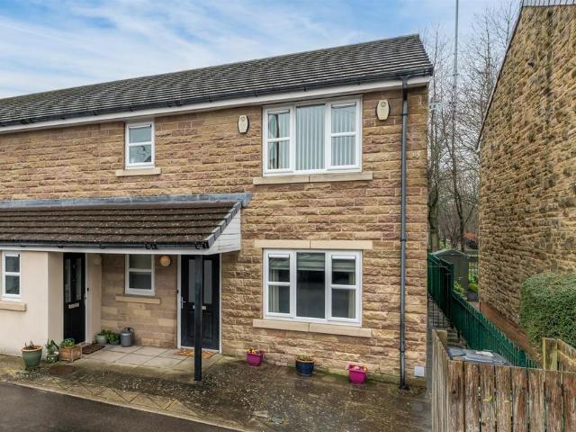 Flat for sale in Burley-in-Wharfedale, Burley In Wharfedale