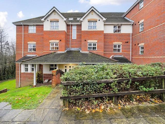 Flat for sale in Fareham, Isle Of Man