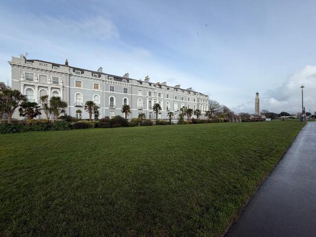 Flat for sale in West Hoe, Mount Wise