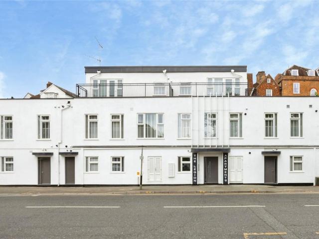 Flat for sale in Guildford Park, Westborough
