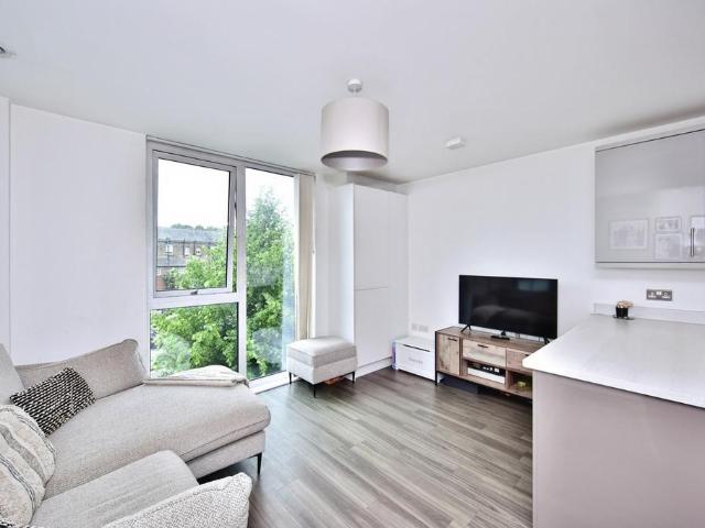Flat for sale in Troy Town, Rochester