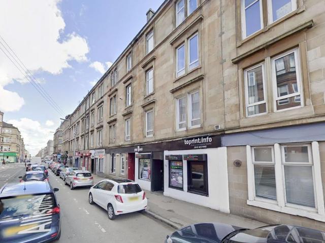 Flat for sale in Strathbungo, Scotland