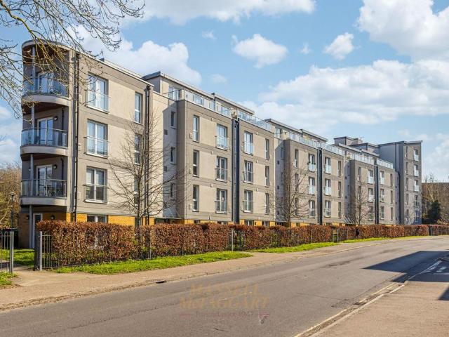 Flat for sale in Glynde, West Sussex