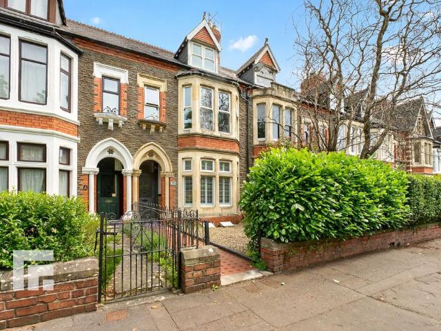Flat for sale in Falcon Lodge, Wales