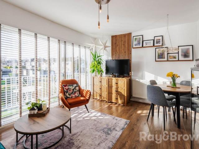 Flat for sale in Falcon Lodge, Wales