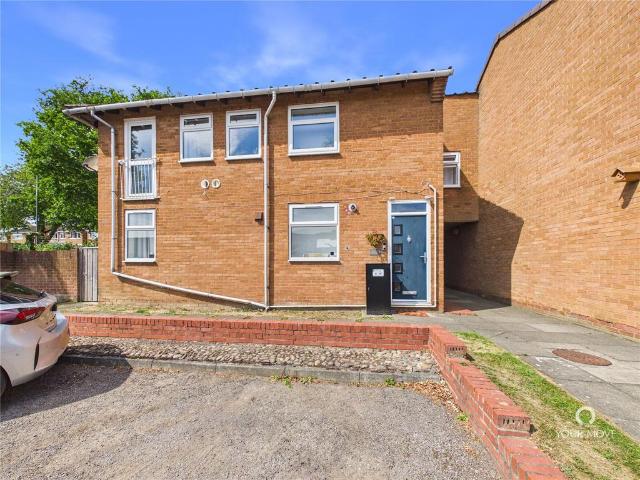 Flat for sale in Brandon