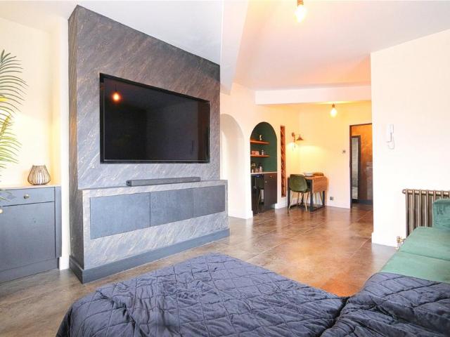 Flat for sale in Greenheys, Greater Manchester