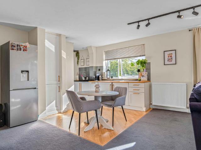 Flat for sale in Ranmoor, South Yorkshire