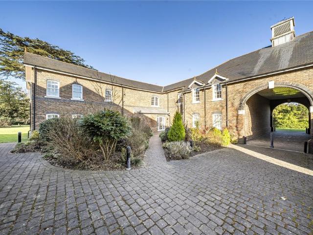 Flat for sale in Keston Mark, Greater London