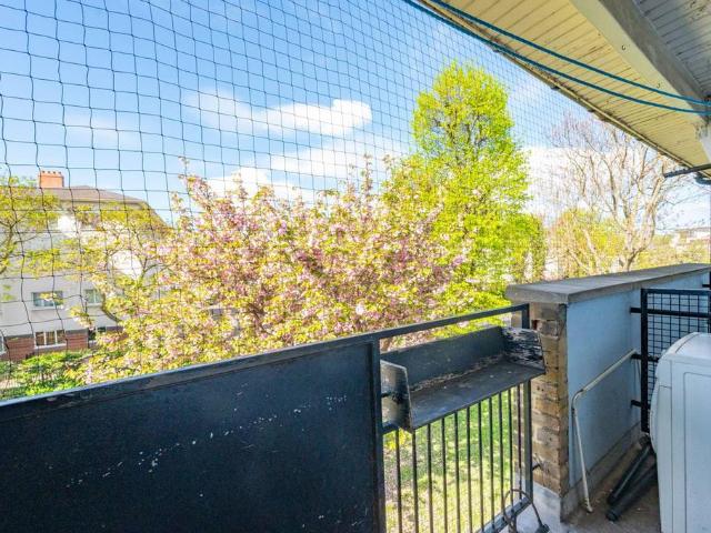 Flat for sale in Camberwell, Greater London