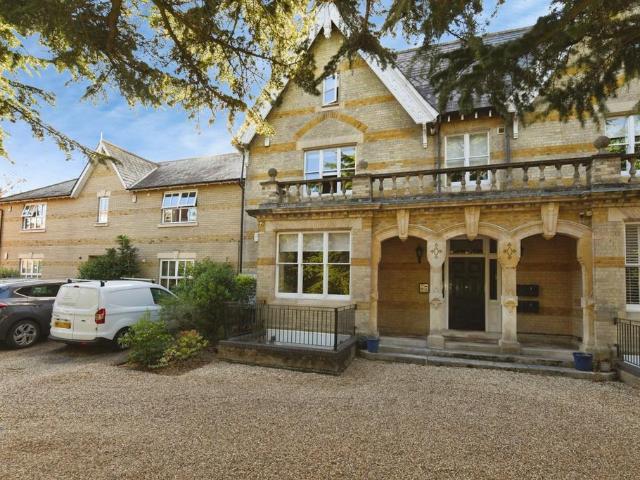 Flat for sale in Moulsham, Chelmsford