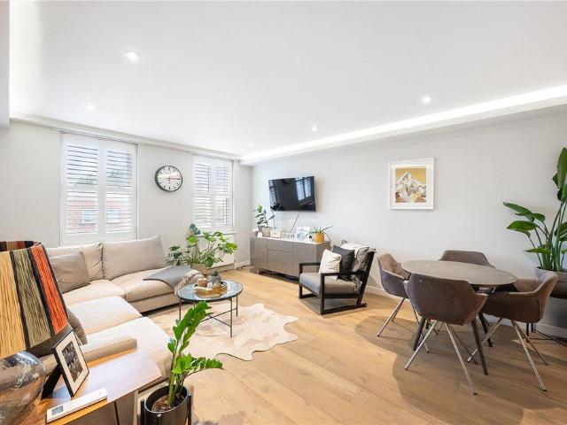 Flat for sale in Shoreditch, Greater London