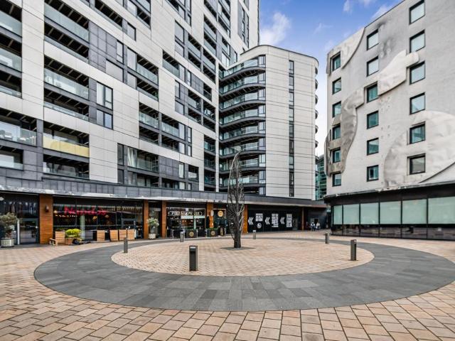 Flat for sale in Shortlands, Greater London