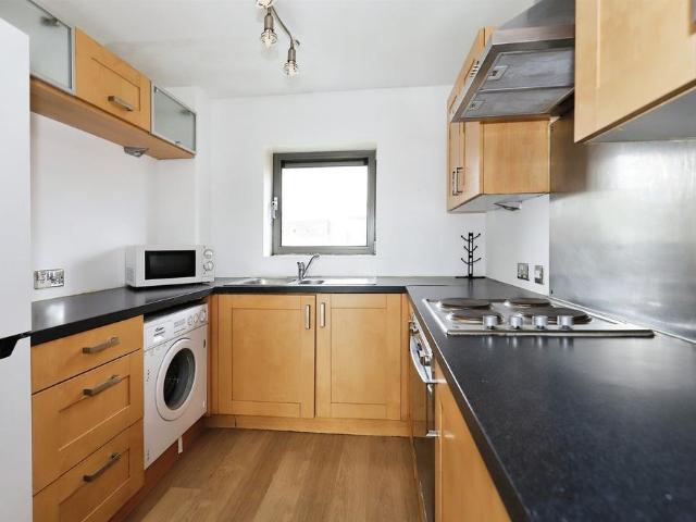 Flat for sale in Bilston, West Midlands