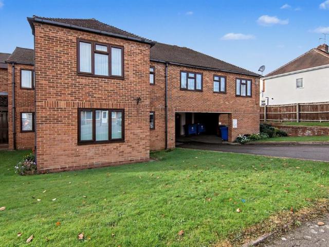 Flat for sale in Green Lane, Finham