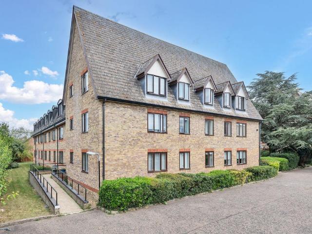 Flat for sale in Barway, Cambridgeshire