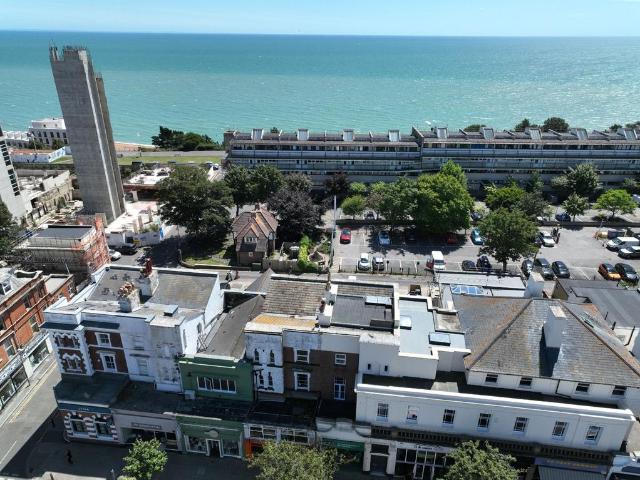 Flat for sale in Folkestone