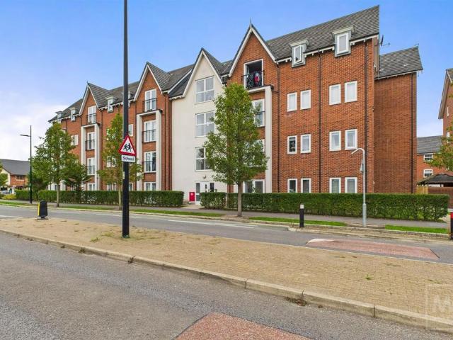 Flat for sale in Chapelford, Warrington