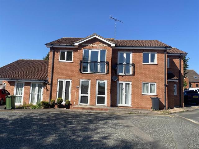 Flat for sale in Wilden, Rushock