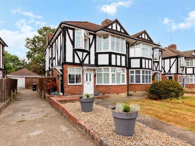Flat for sale in London Borough of Merton, Greater London